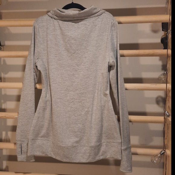 Heather Grey Apana Active Shirt - Picture 8 of 8
